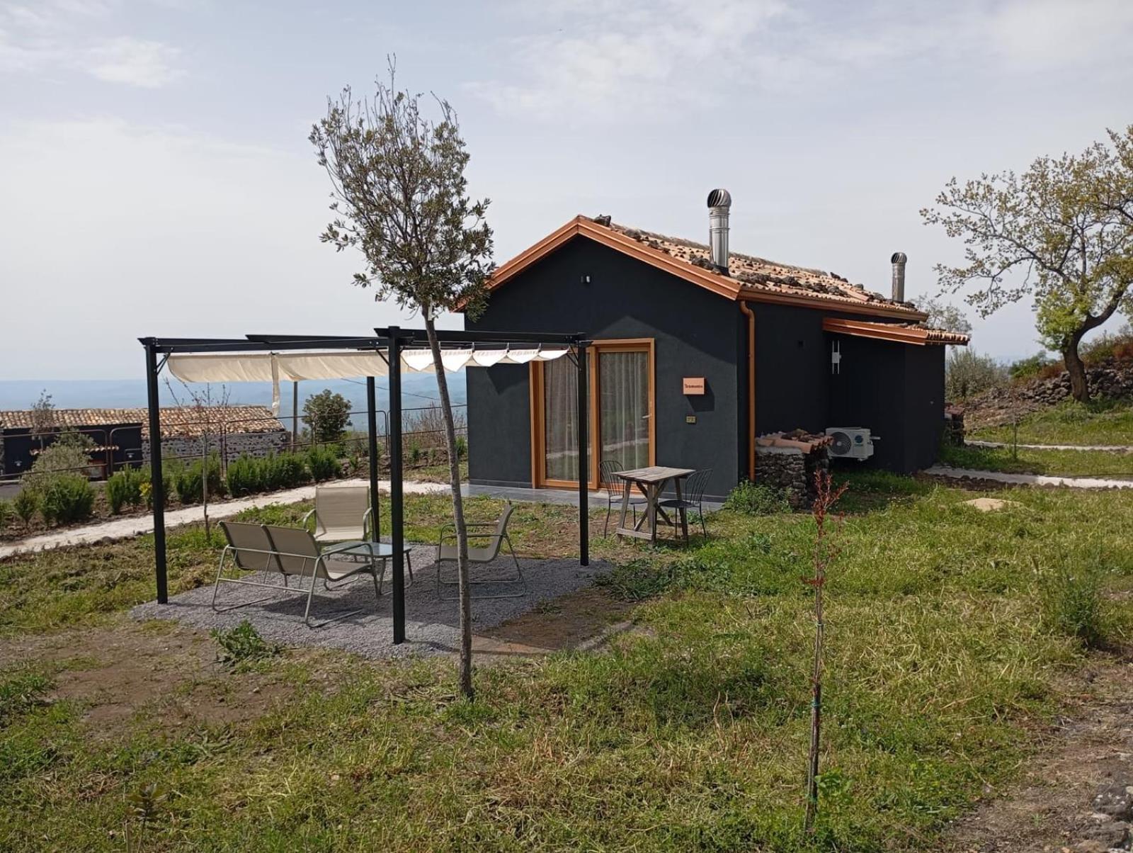 Podere Dell'Etna Segreta - Essential Nature Hotel & Glamping Biancavilla Buitenkant foto